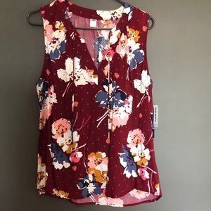 NWT dressy floral tank. Size L